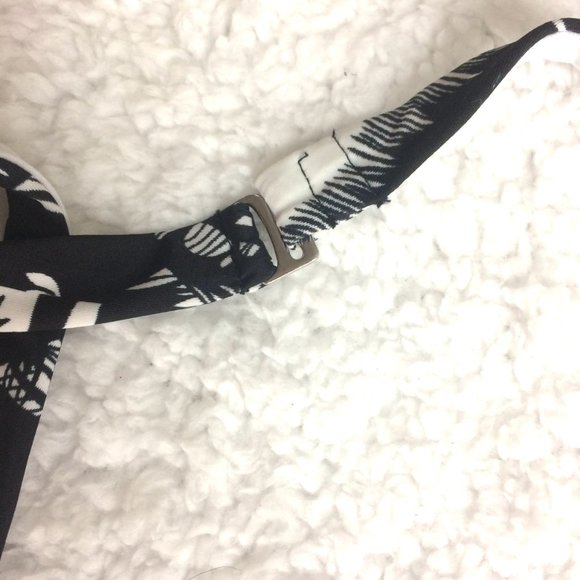 Fabletics Bikini Top - Picture 3 of 6